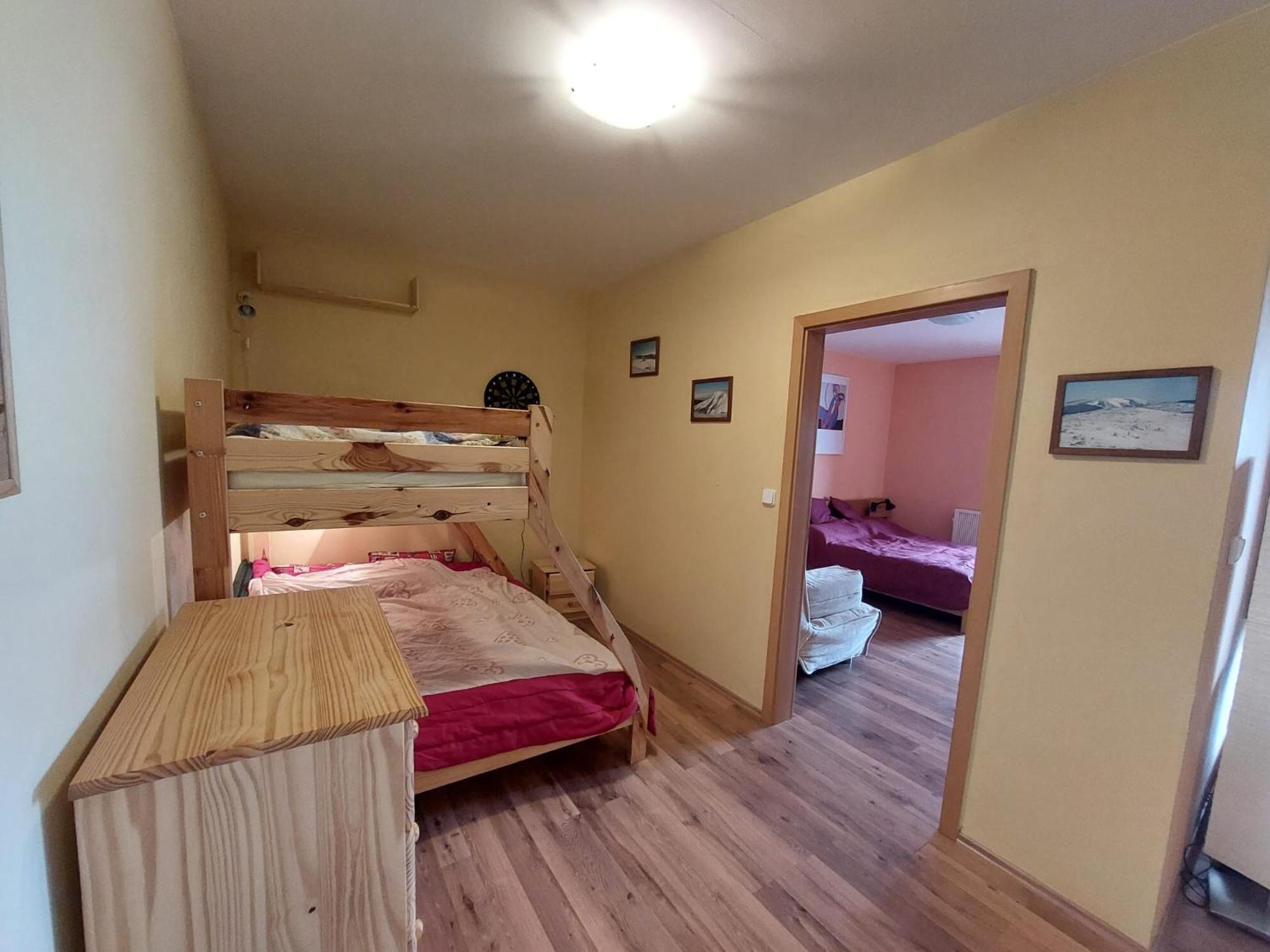 רוקיטניצה נאד איז'רו Panorama Apartman Svadlenka מראה חיצוני תמונה